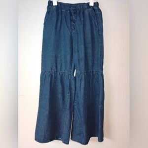 Ruffle Leg Jeans!! brand New!!